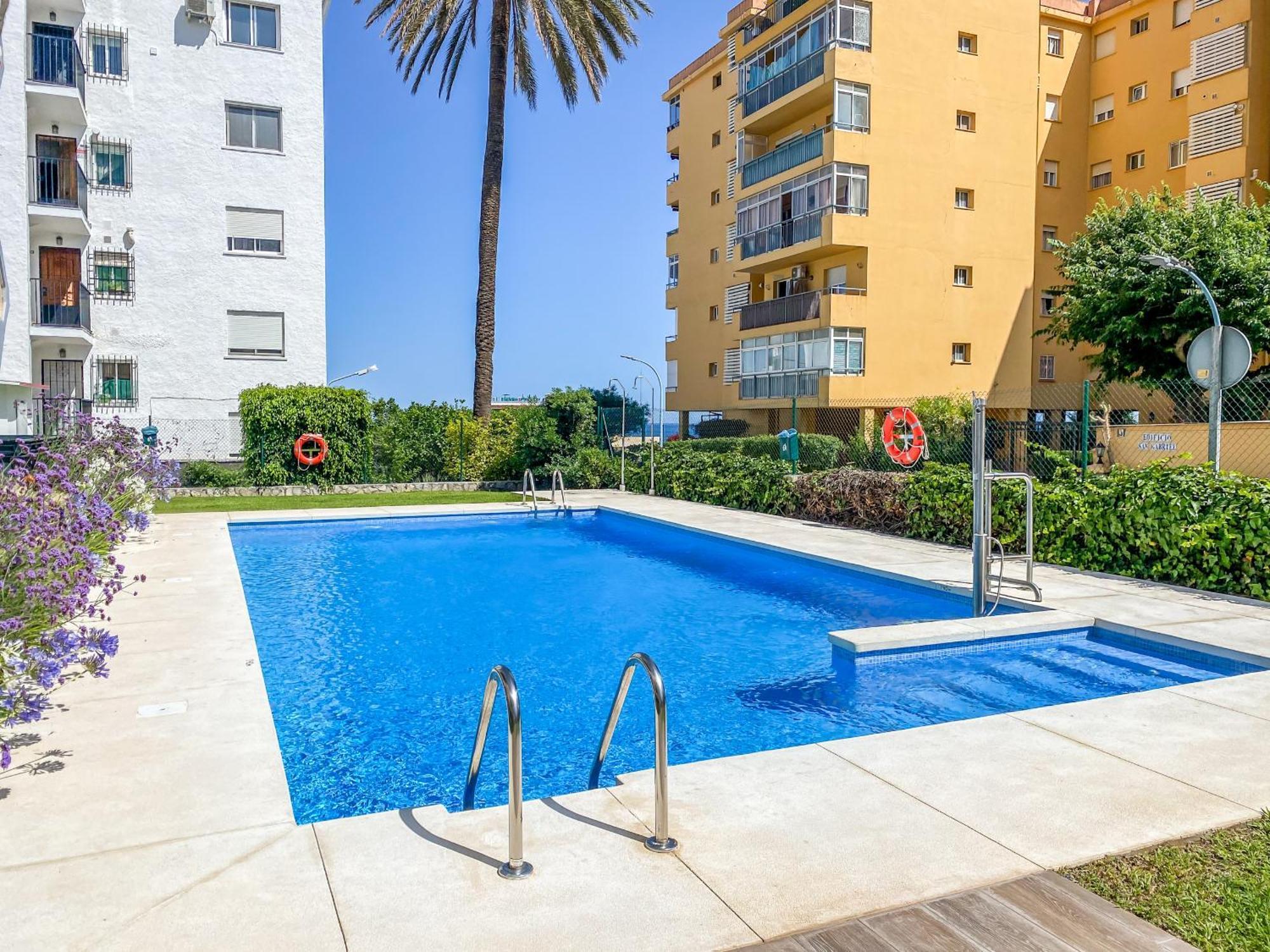 Reformado Apartamento En El Centro Con Vista Al Mar Torremolinos Exteriör bild